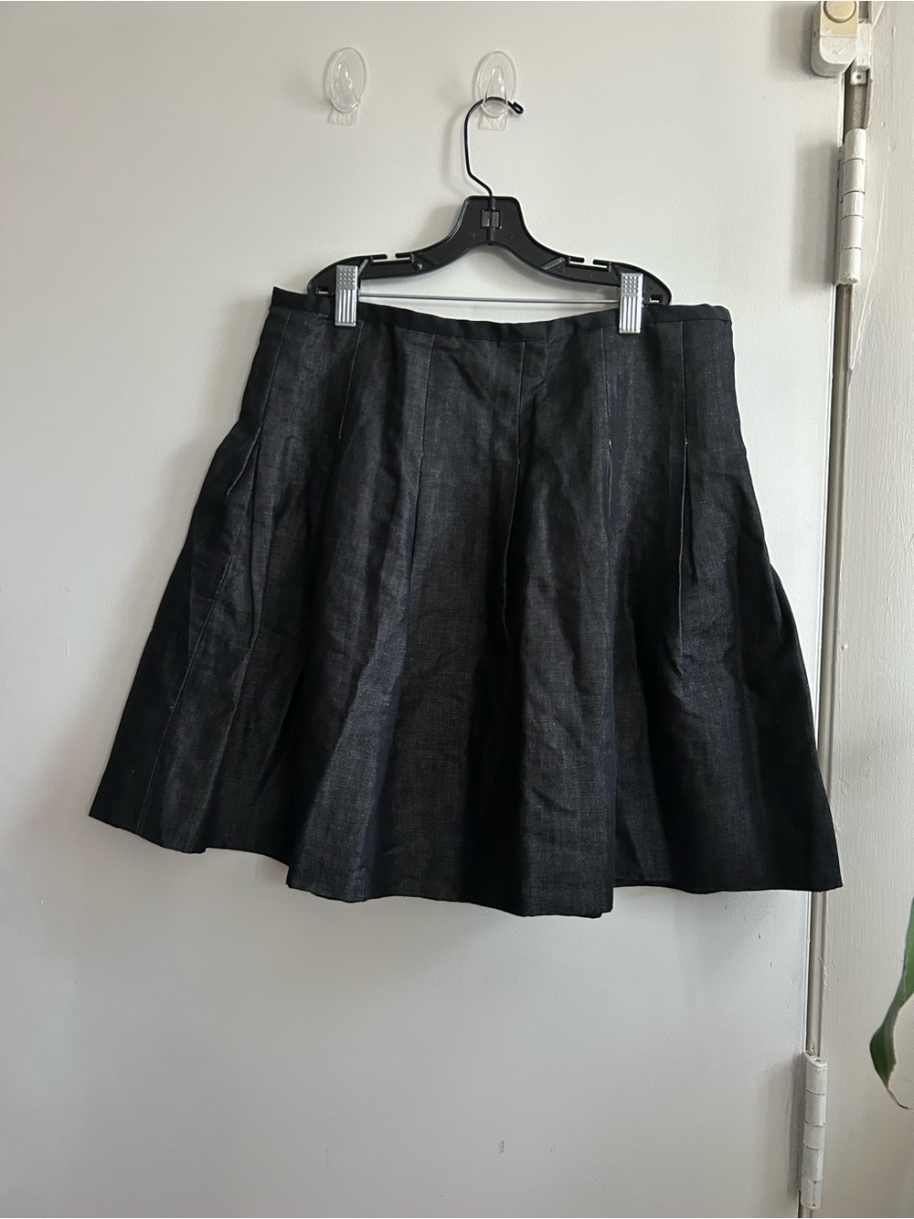 GAP Black Circle Skirt with Soft Pleats